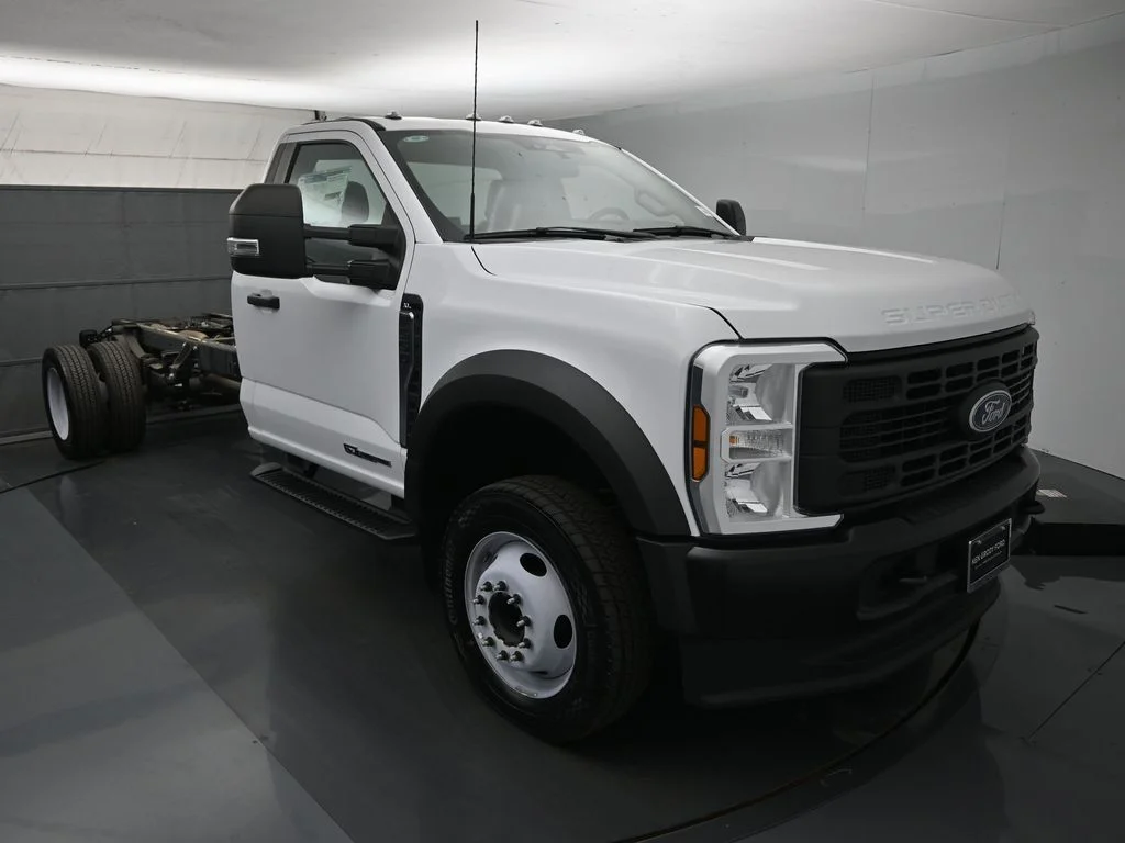 2024 Ford F-550 XL Regular Cab 193-In DRW's photo