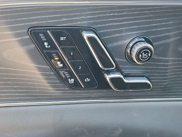 2025 Cadillac LYRIQ Sport 2 - Photo 11