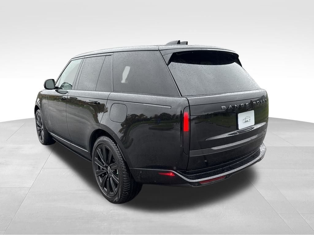 New 2025 Santorini Black Land Rover SE image 3
