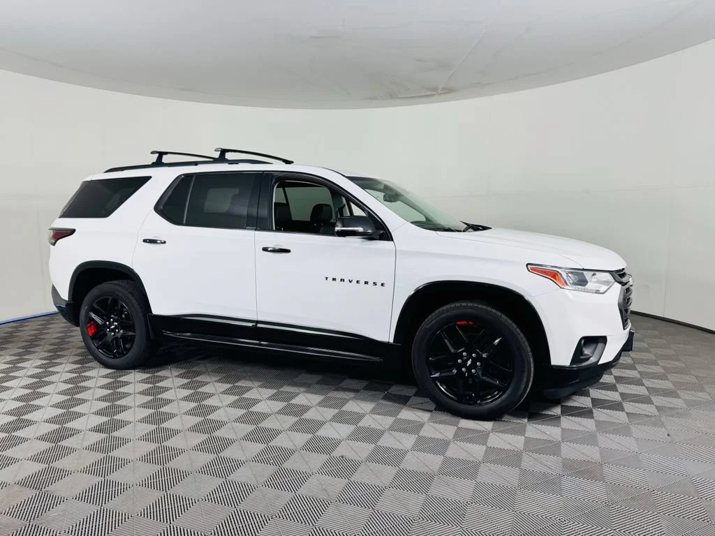 Used 2020 SUMMIT WHITE Chevrolet Premier image 2
