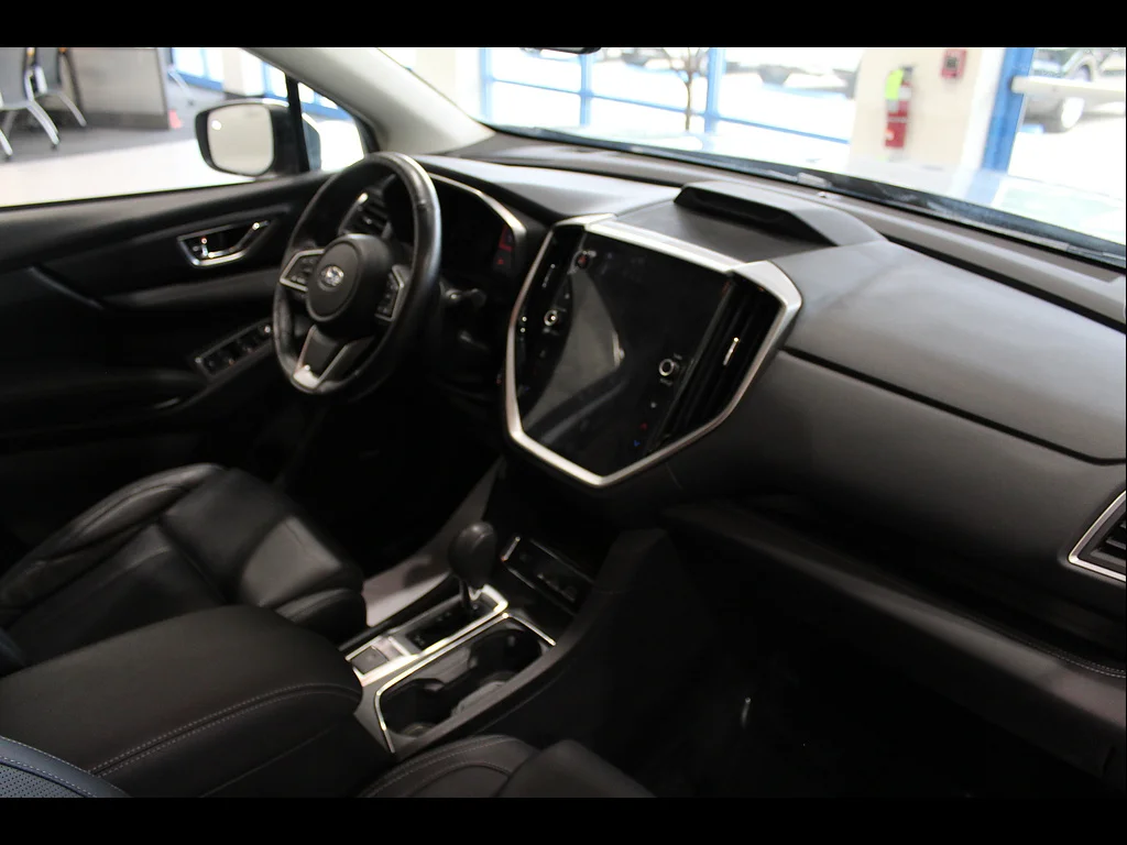 Used 2023 Ice Silver Metallic Subaru Limited 7-Passenger image 23
