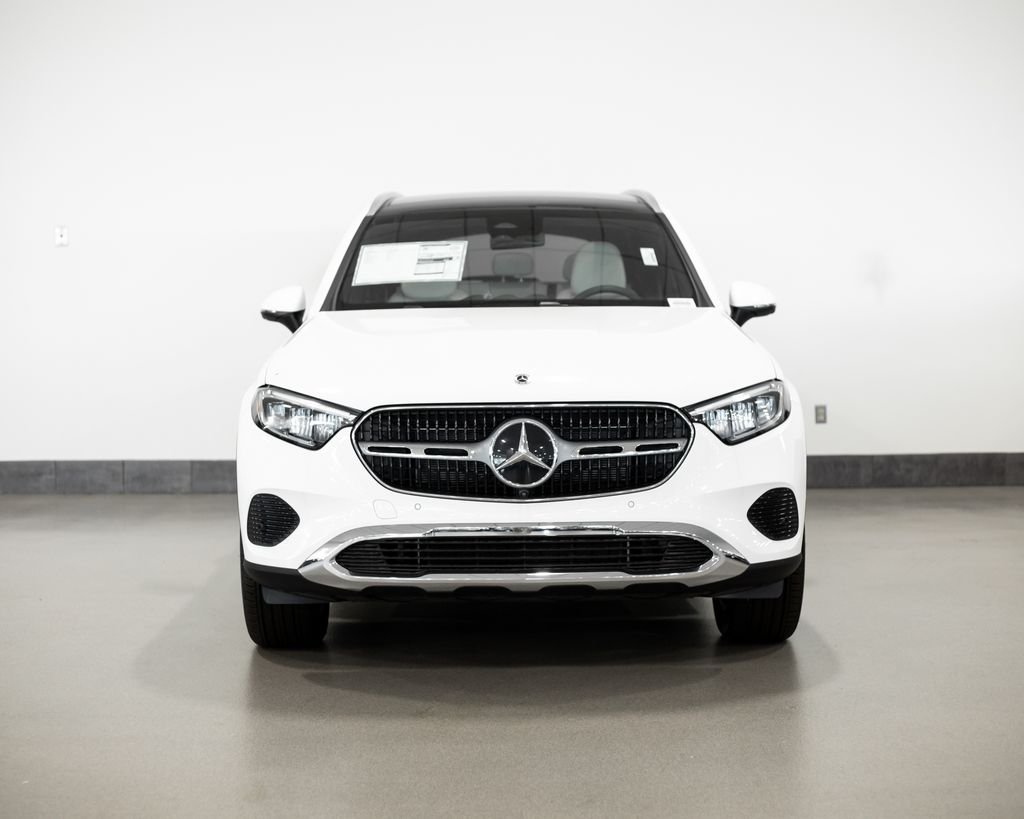 New 2026 Polar White Mercedes-Benz GLC 300 image 2