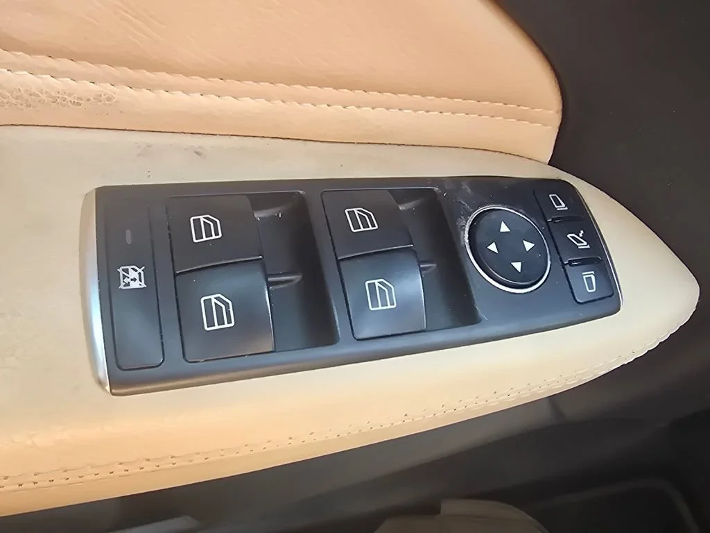 Used 2017  Mercedes-Benz GLS 450 image 19