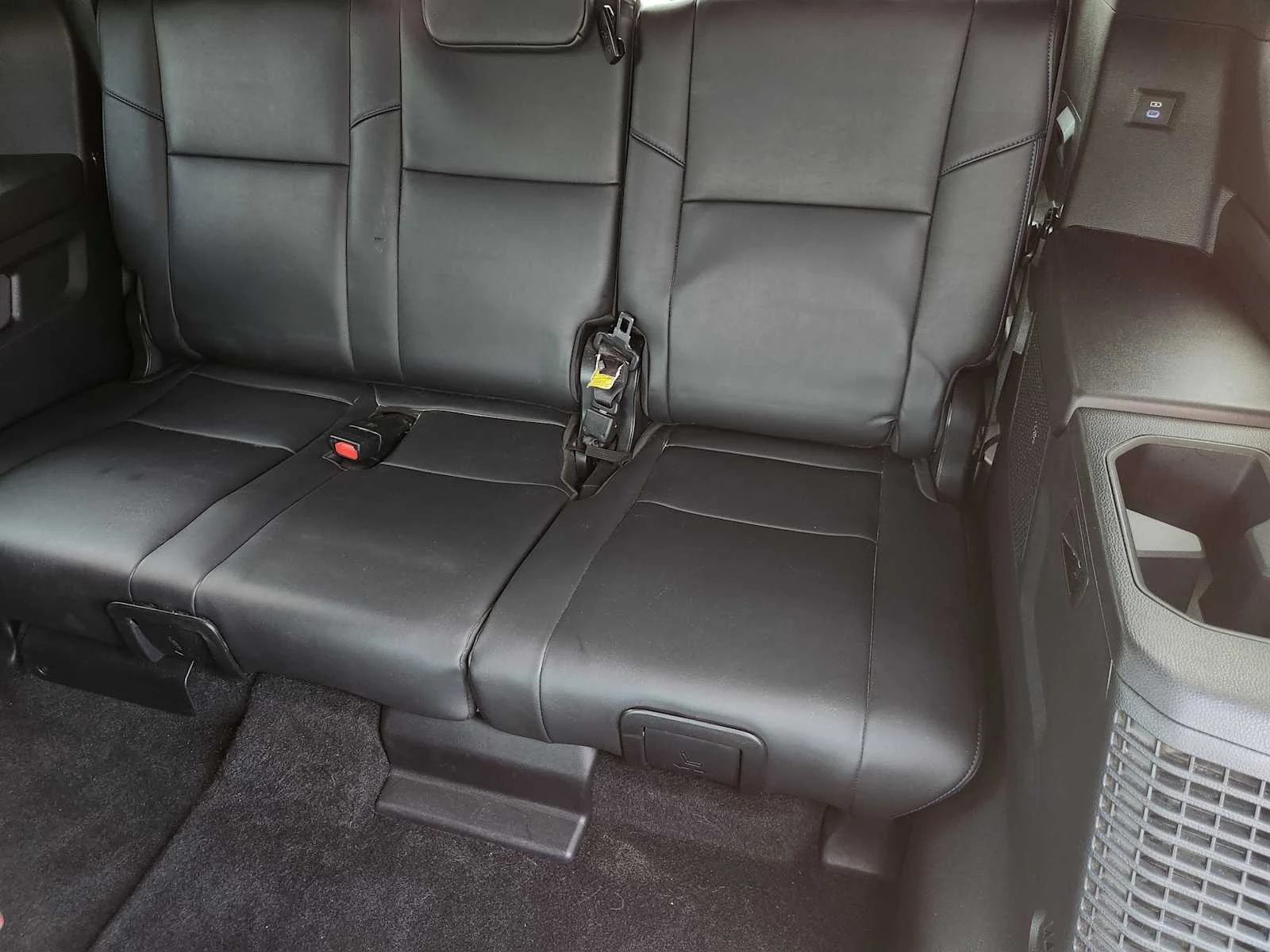 2023 Toyota Sequoia Platinum - Photo 30