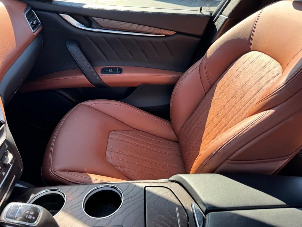 Used 2022 Blu Nobile Tri-Coat Maserati Modena image 14