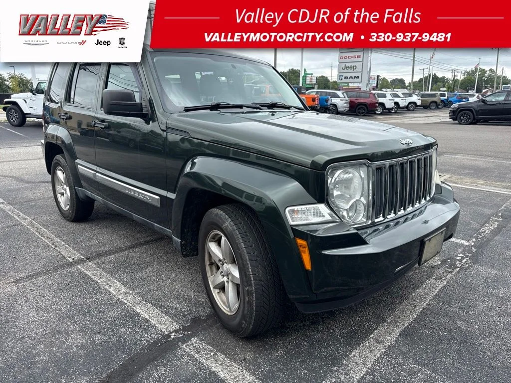 Used 2011 Green Jeep Limited image 1