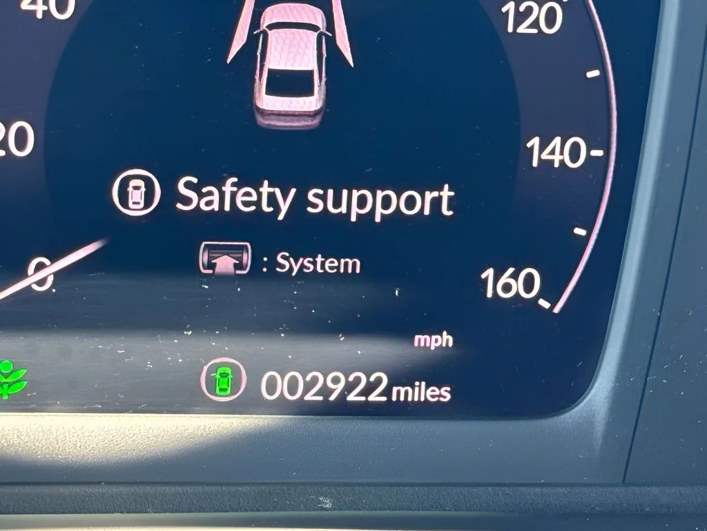 Used 2025 White Honda LX image 22
