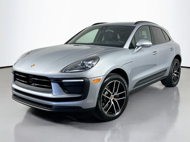 Pre-Owned 2025 Porsche Macan Base With Navigation &amp; AWD