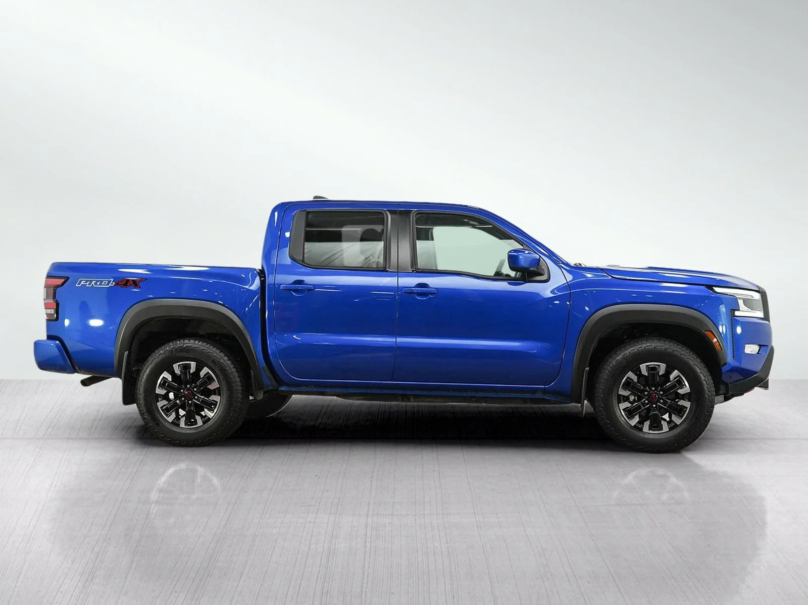 Used 2024 Bluestone Pearl Nissan PRO-4X image 7