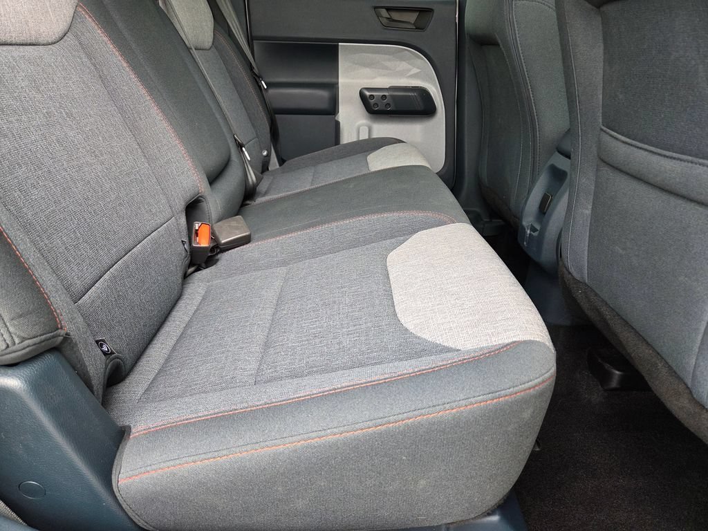 Used 2024 Oxford White Ford XLT image 33