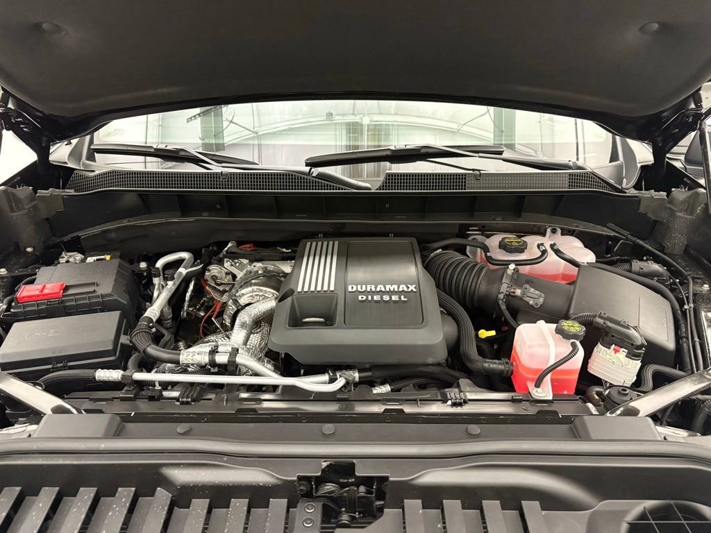 New 2026 Black Chevrolet LT image 39