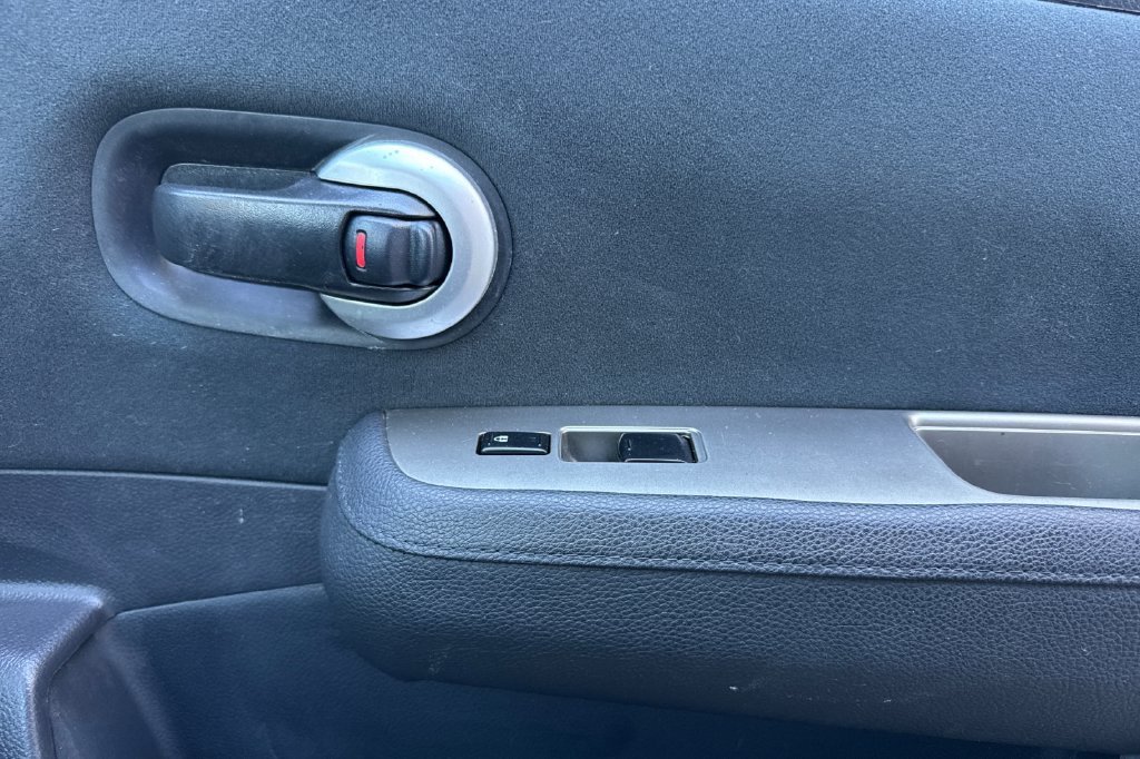 Used 2010 Blue Metallic Nissan 1.8 S image 20