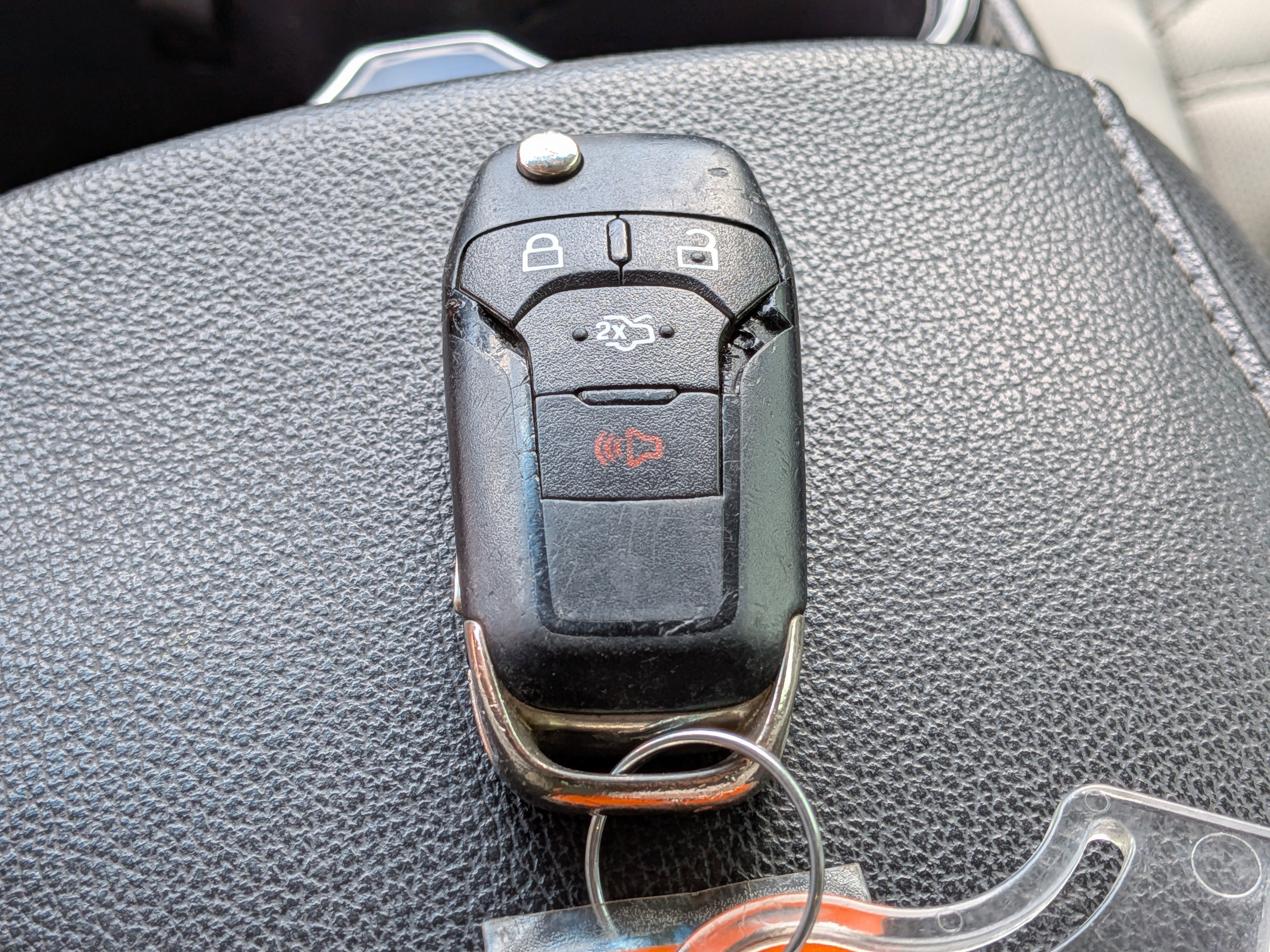 2015 Ford Fusion S - Photo 33