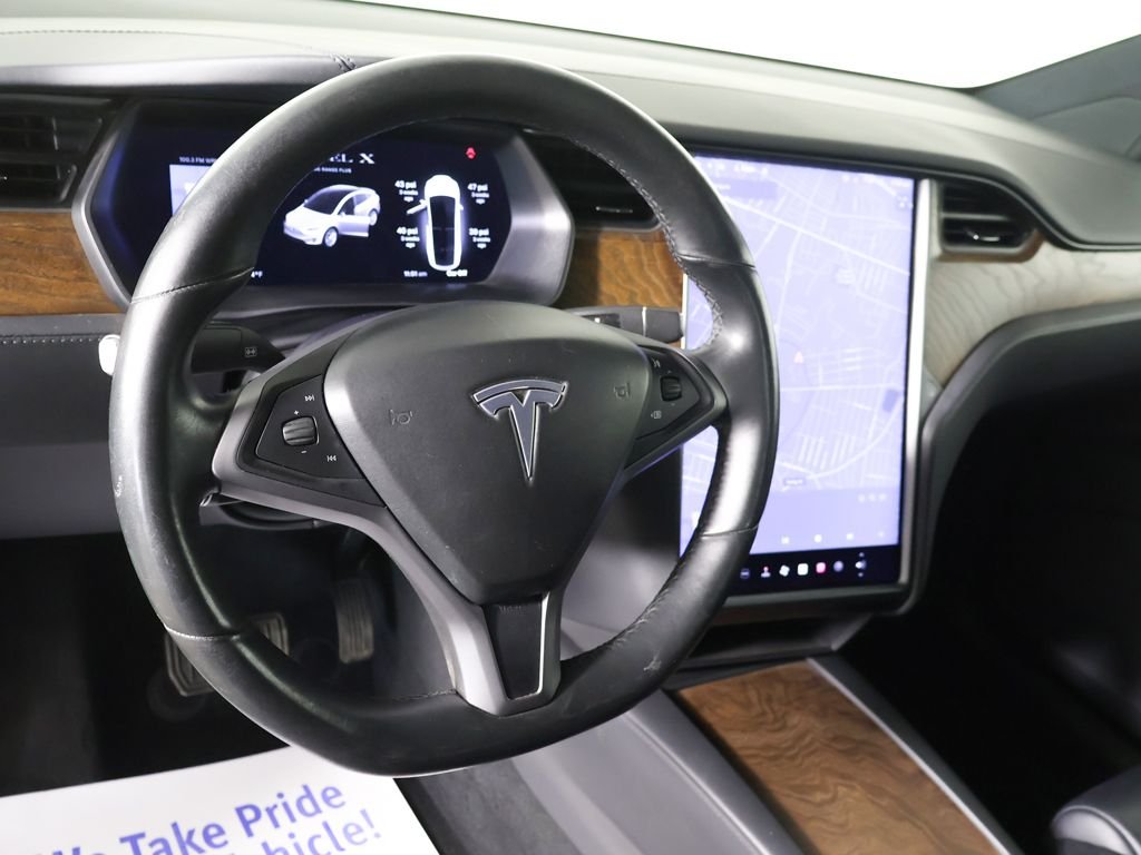 Used 2020 White Tesla Long Range image 22