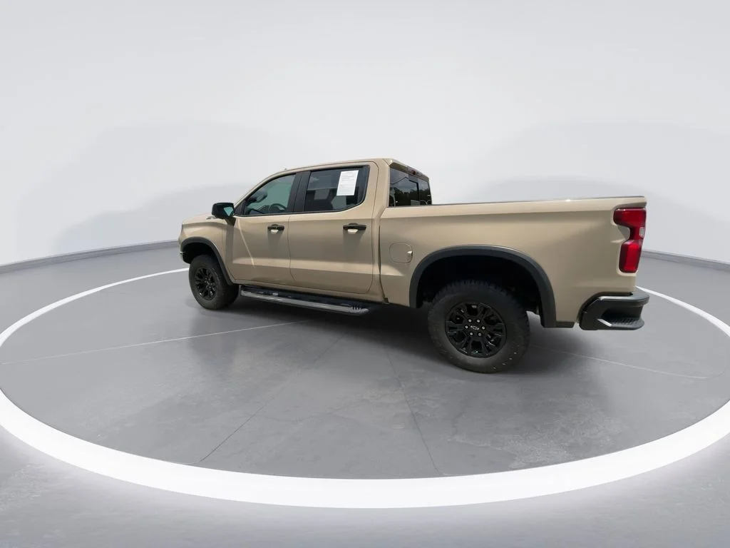 Used 2022 Beige Chevrolet ZR2 image 6