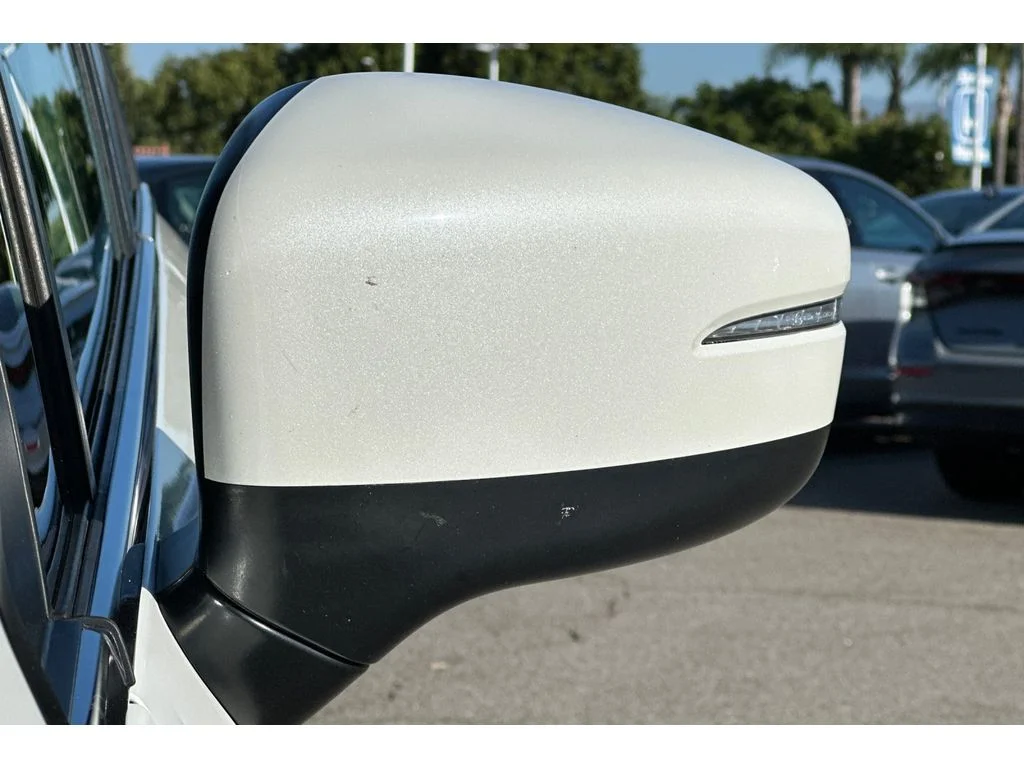 Used 2024 Platinum White Pearl Honda EX-L image 55