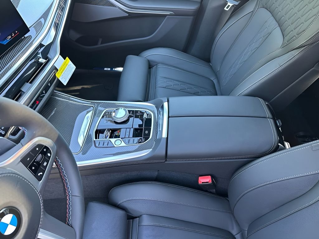 New 2027 Dravit Grey Metallic BMW M60i image 19