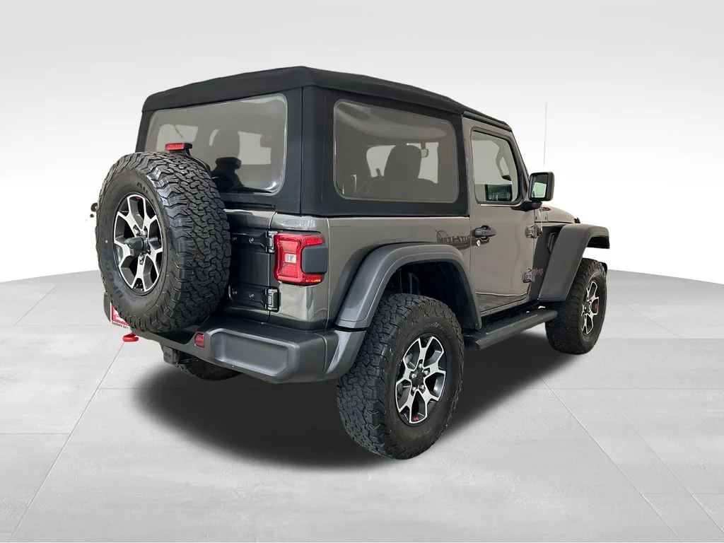 Used 2022 Gray Jeep Rubicon image 5
