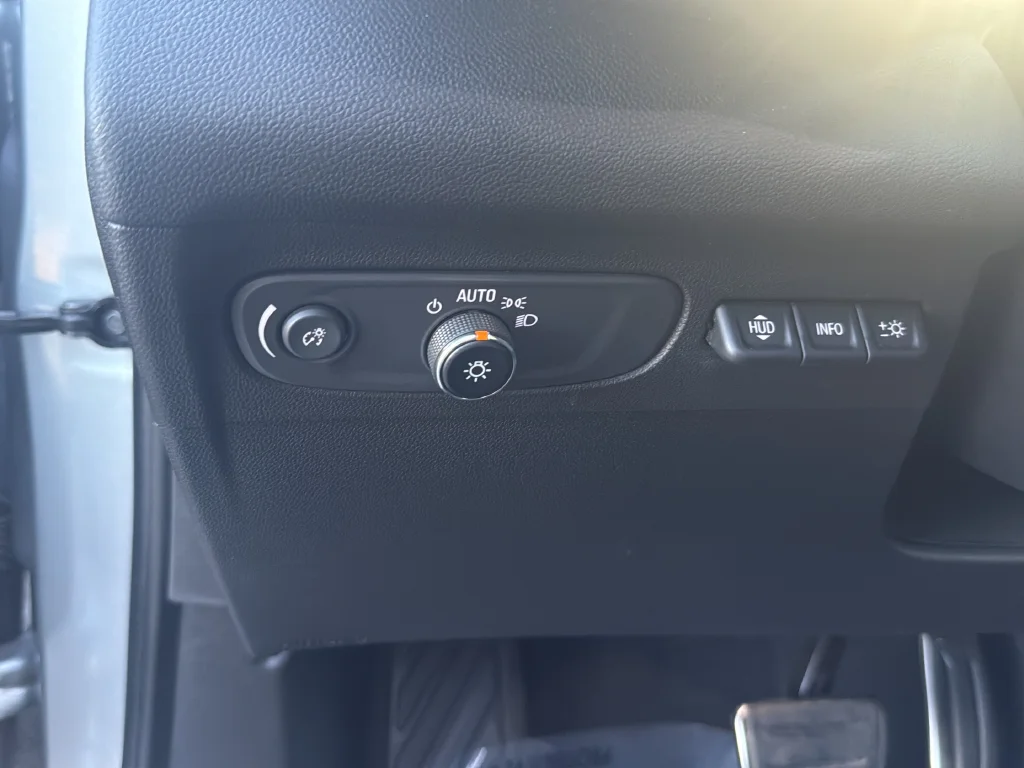 Used 2023 Gray Buick Essence image 26