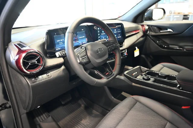 2027 Chevrolet Equinox RS - Photo 21