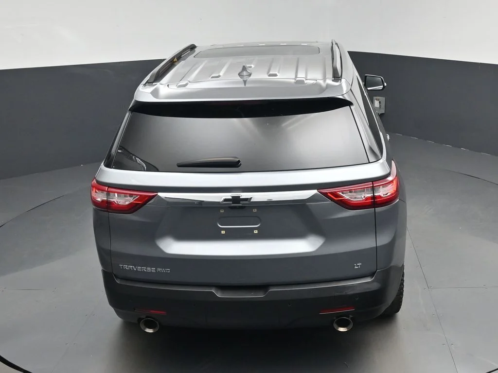 Used 2019 Gray Chevrolet 3LT image 25
