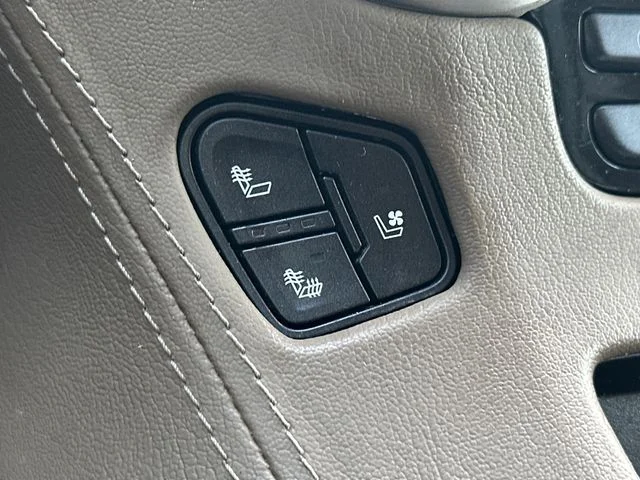 Used 2019 Gray GMC SLT image 30