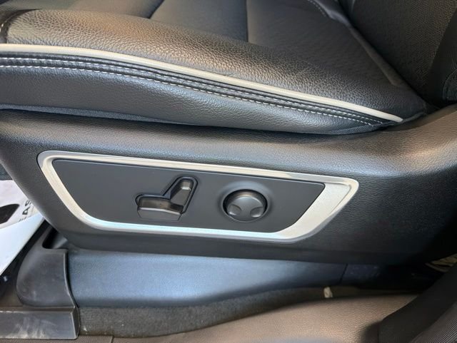 Used 2023 Blue Ram Laramie image 18