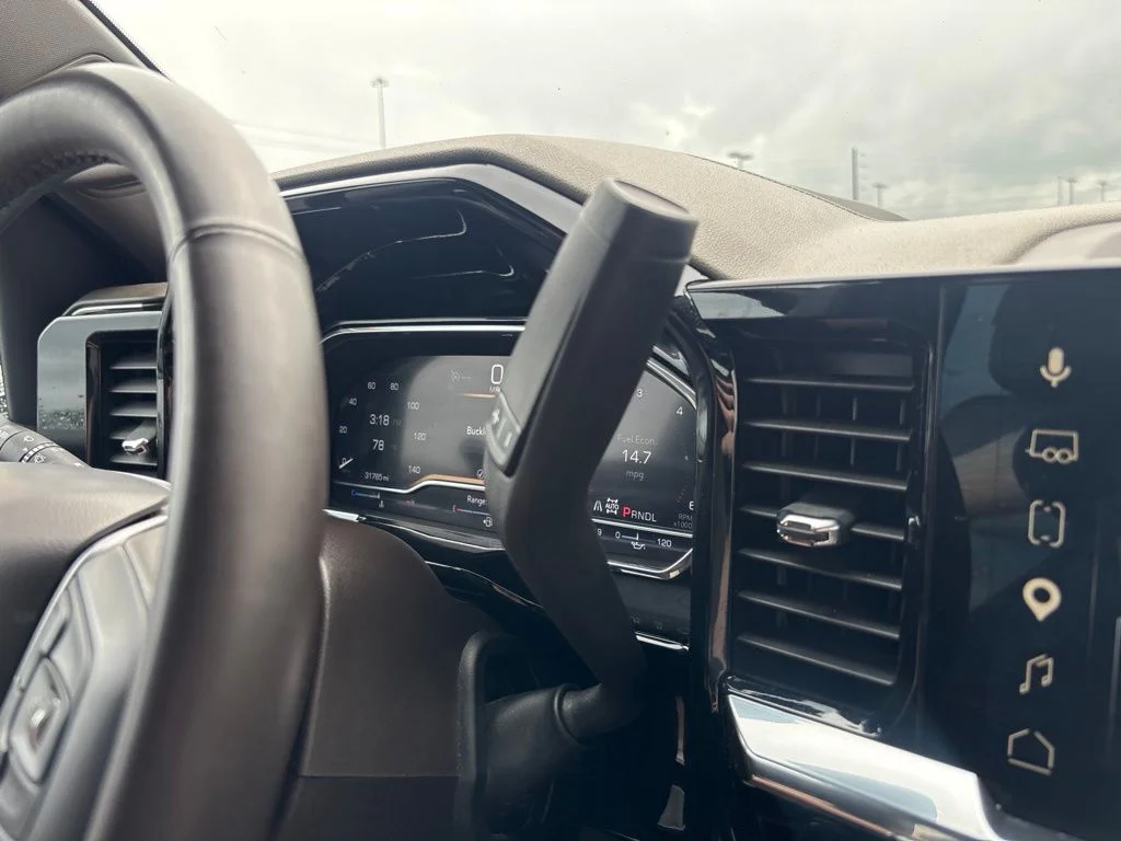 Used 2025 Black GMC SLT image 20