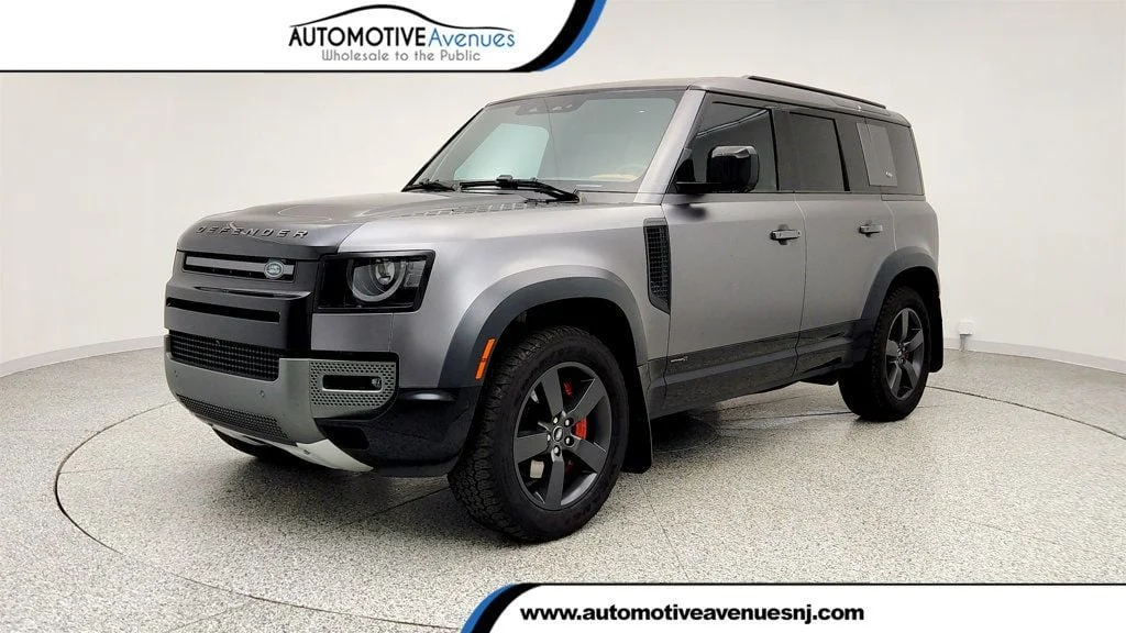 2022 Land Rover Defender X's photo