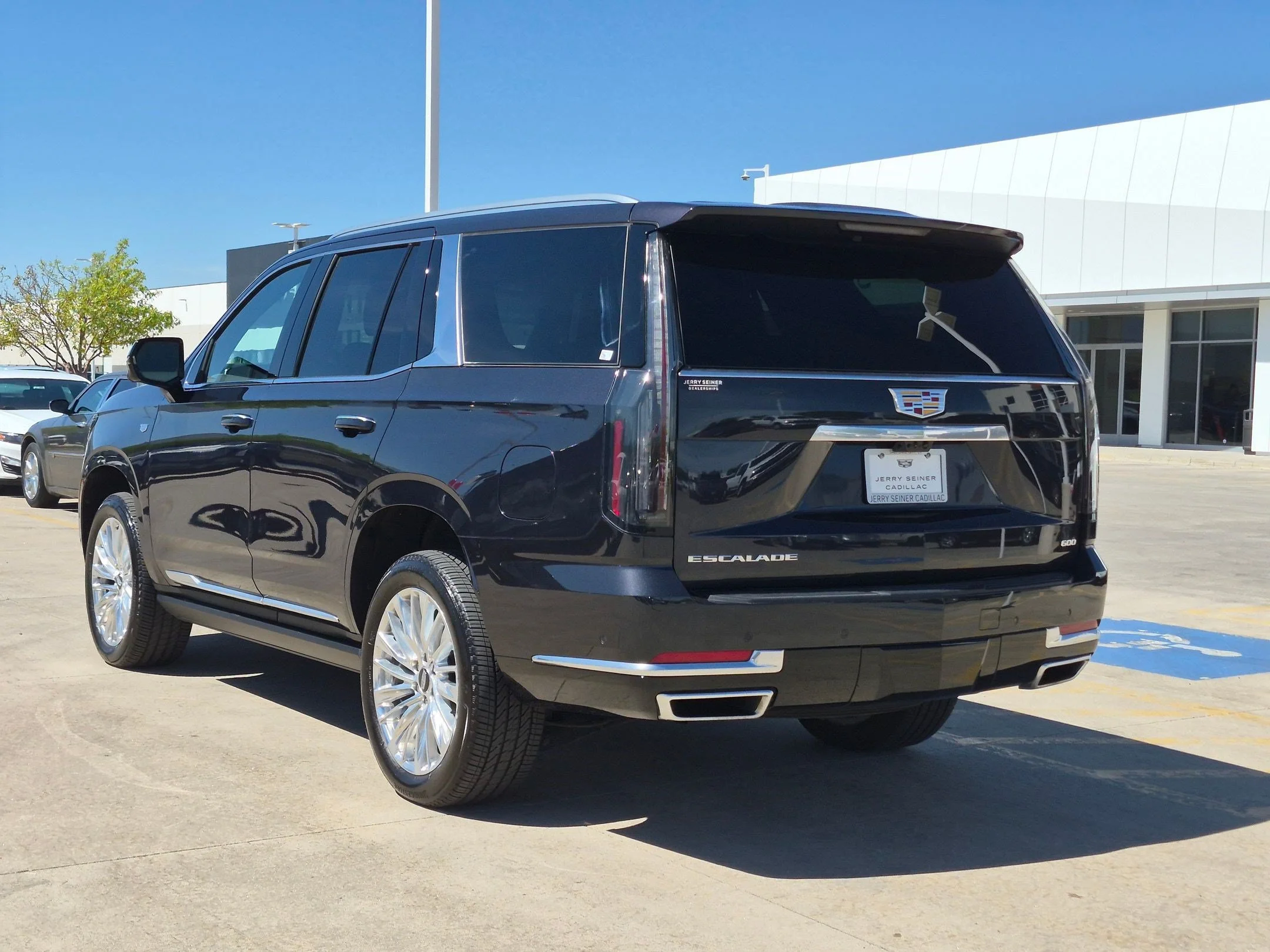 Used 2025 Galactic Gray Metallic Cadillac 4WD Premium Luxury image 3