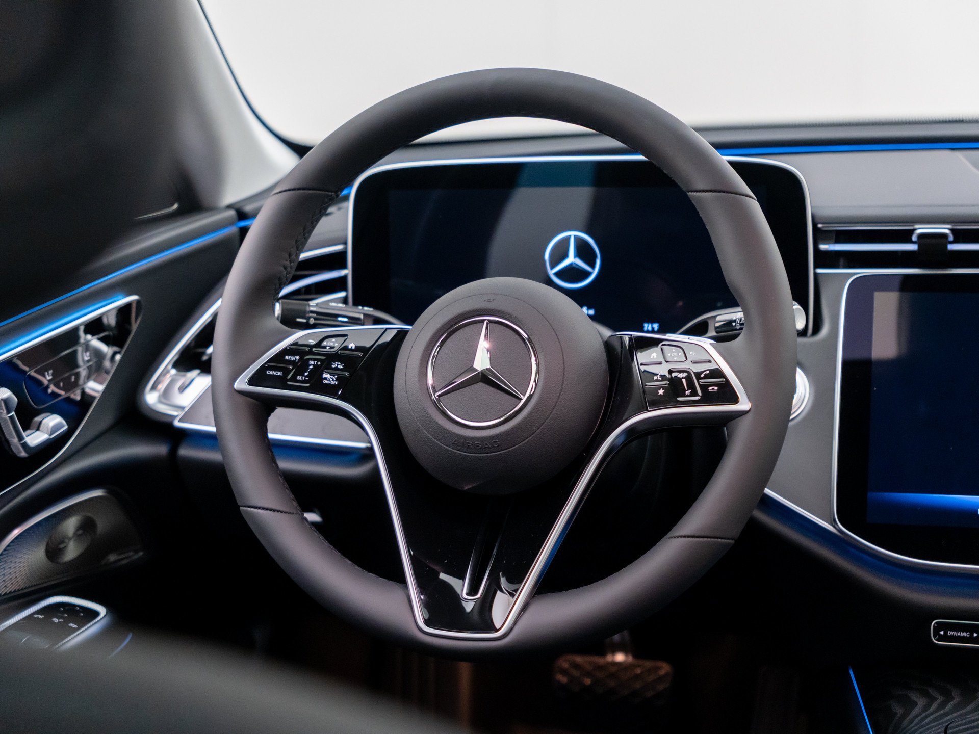 New 2027 Black Mercedes-Benz E 350 image 11