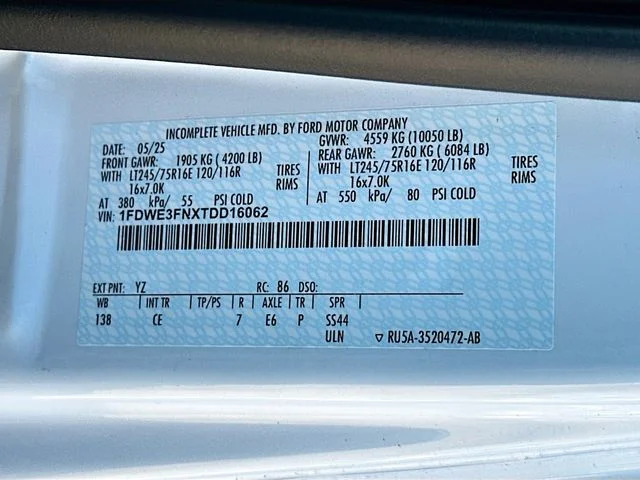 New 2026 Oxford White Ford Base image 17