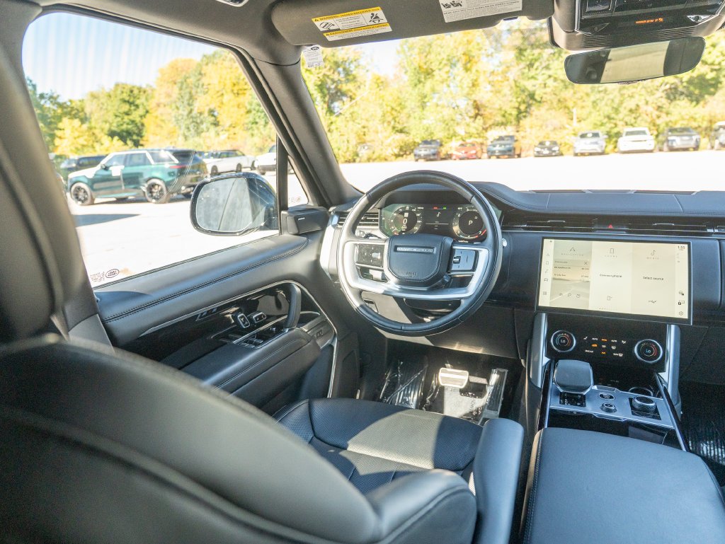 Certified Used 2023 Black Land Rover SE image 19