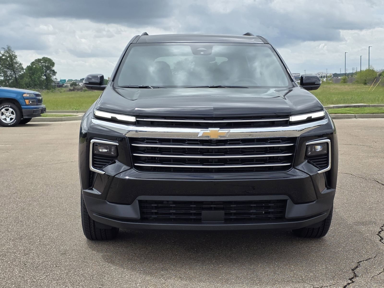 New 2026 Mosaic Black Metallic Chevrolet LT image 2