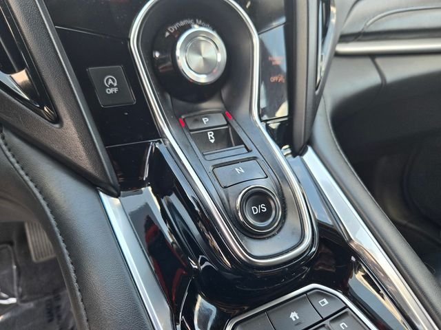 Used 2020  Acura Base image 14