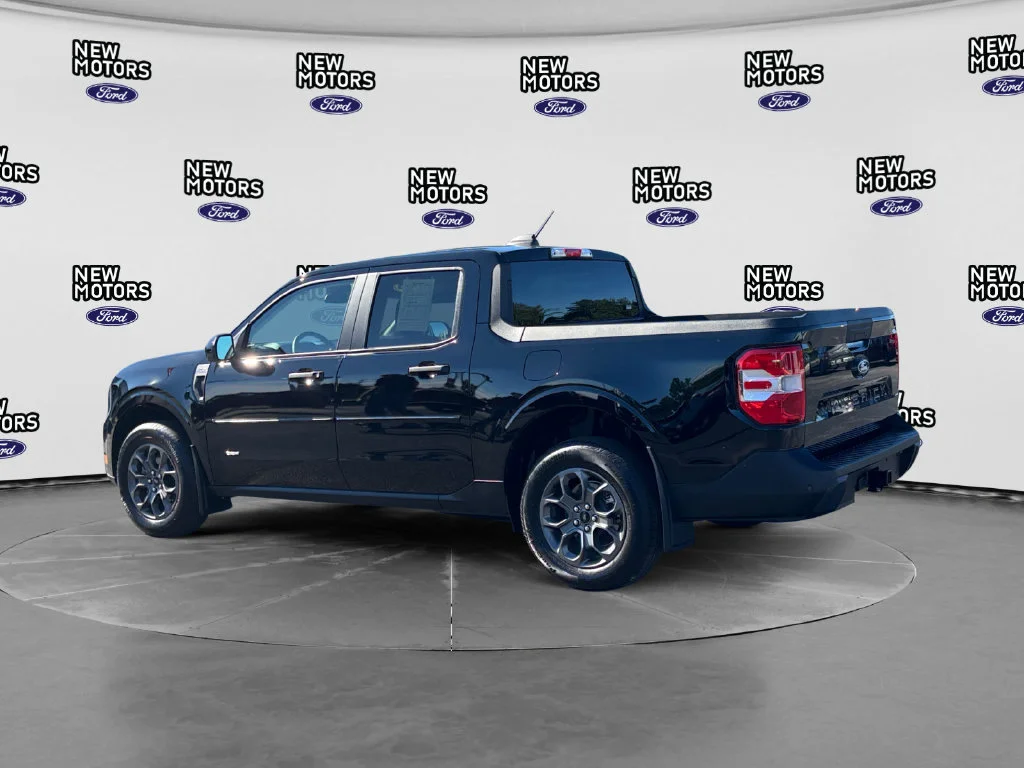 Used 2026 Shadow Black Ford XLT image 3