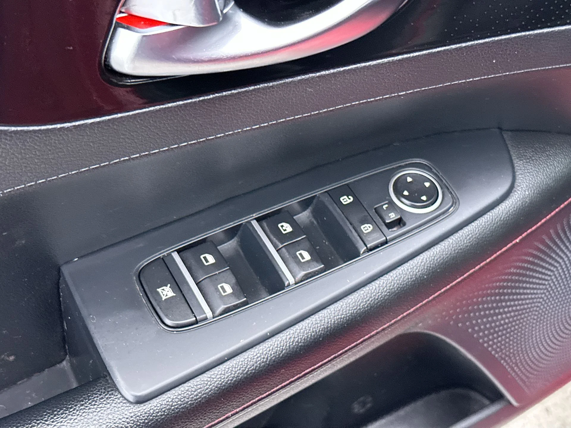 Used 2021 Red Kia GT image 23