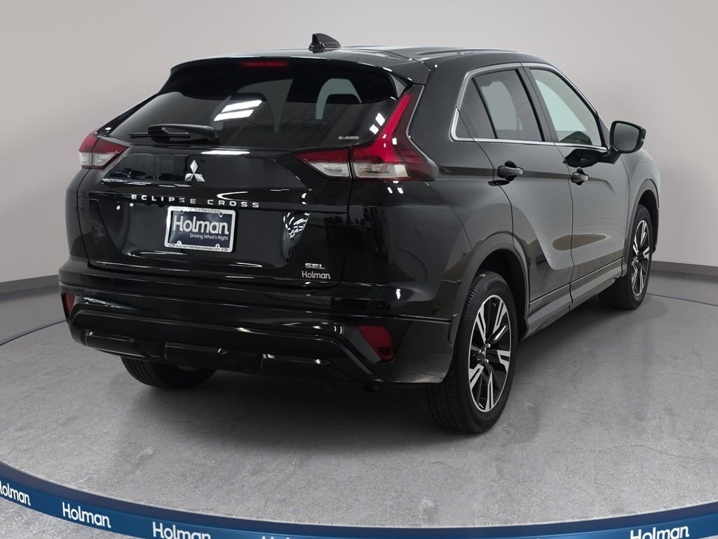 Used 2024 Black Mitsubishi SEL image 6
