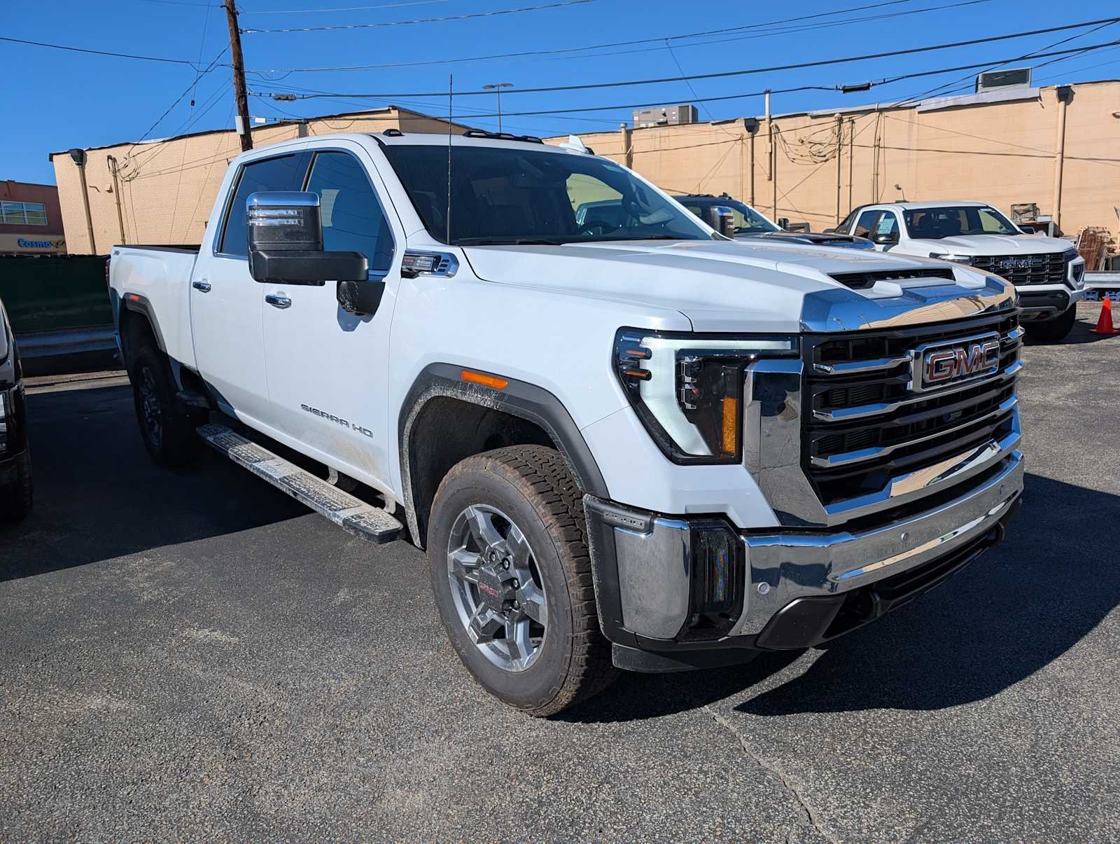 2026 GMC Sierra 2500HD SLT - Photo 6