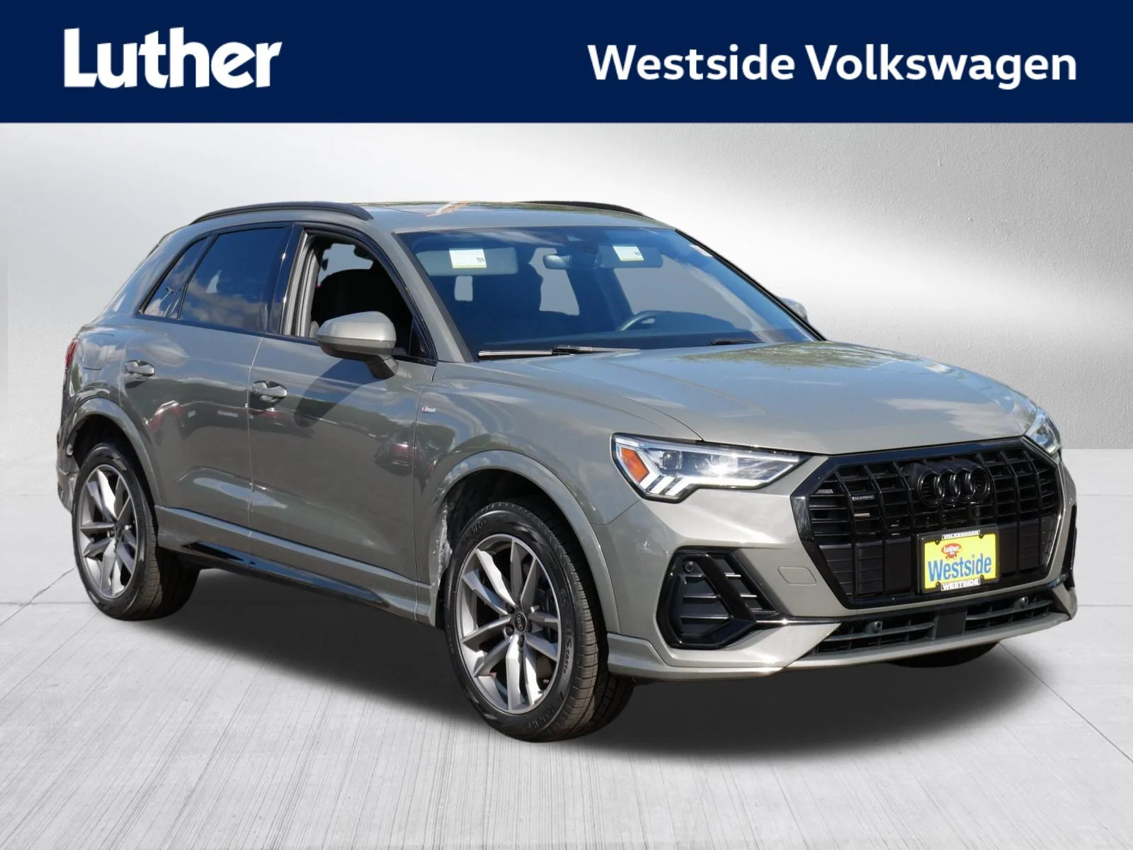 2023 Audi Q3