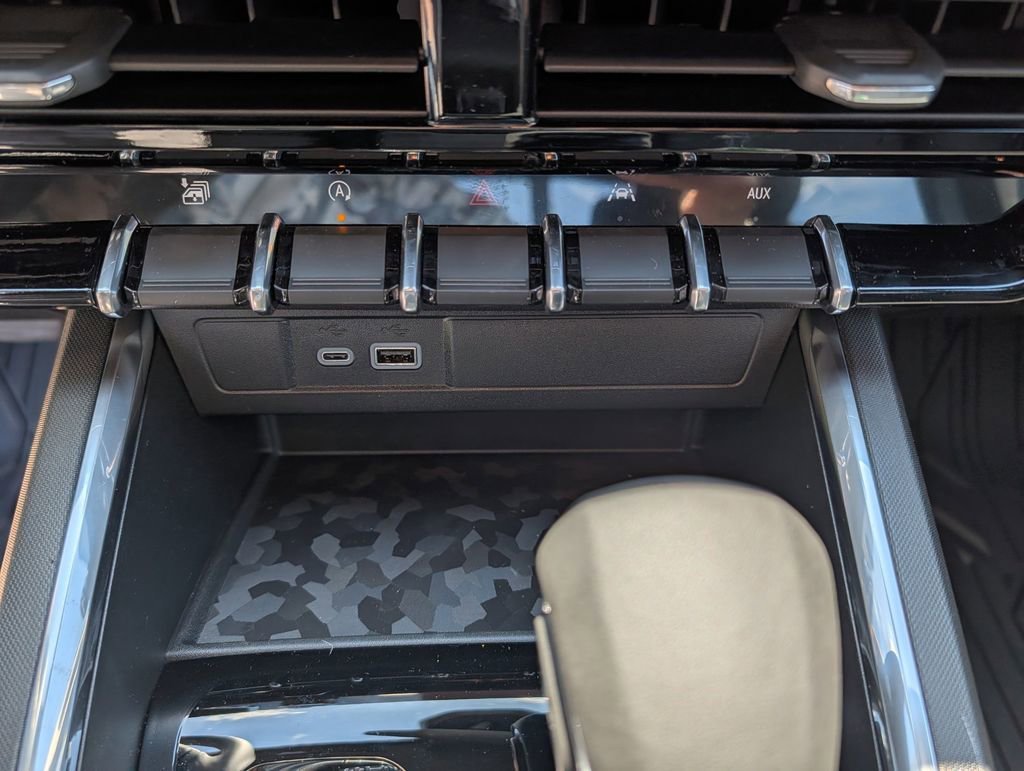 2026 GMC Canyon Elevation - Photo 32