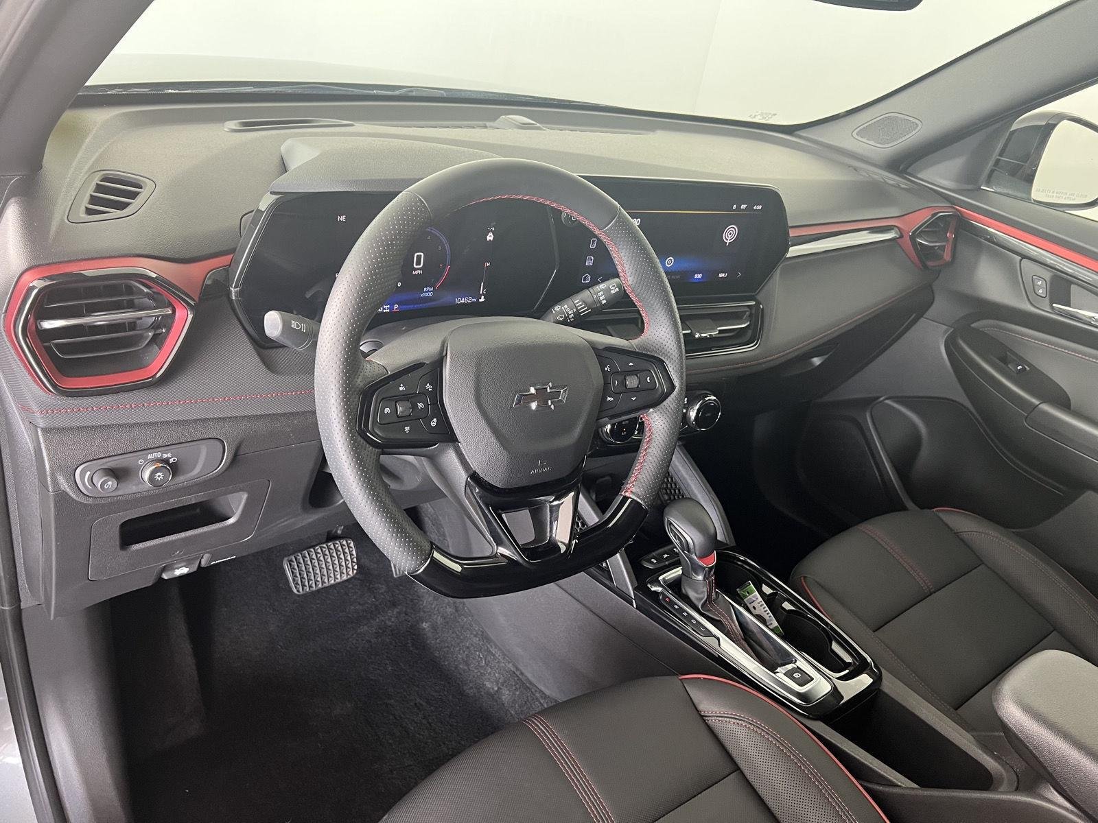 Used 2025 Sterling Gray Metallic Chevrolet RS image 3