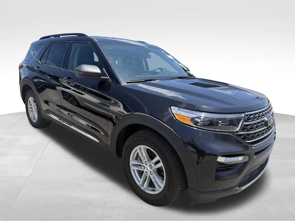 Used 2024 Black Ford XLT image 11
