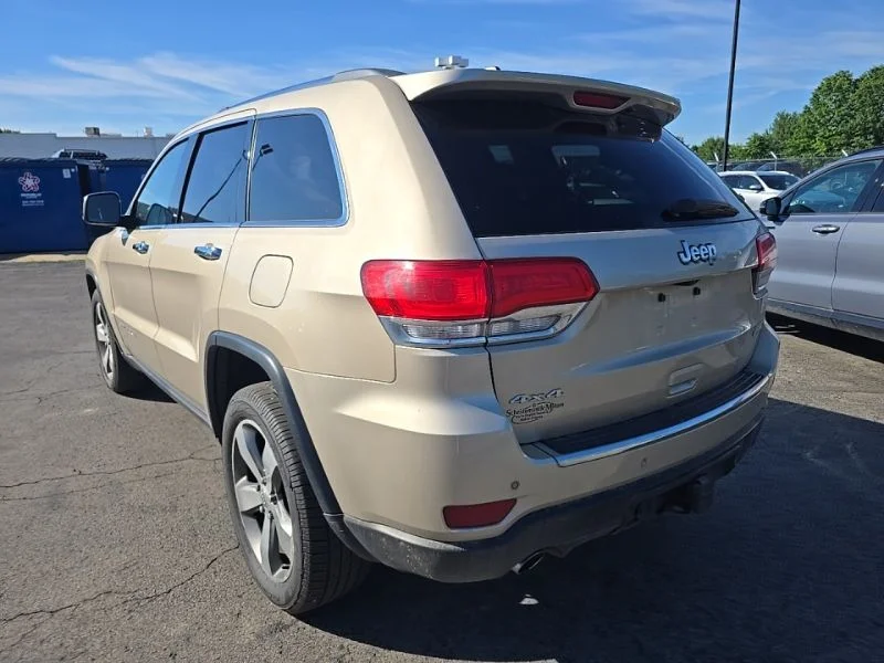 Used 2014 Beige Jeep Limited image 5
