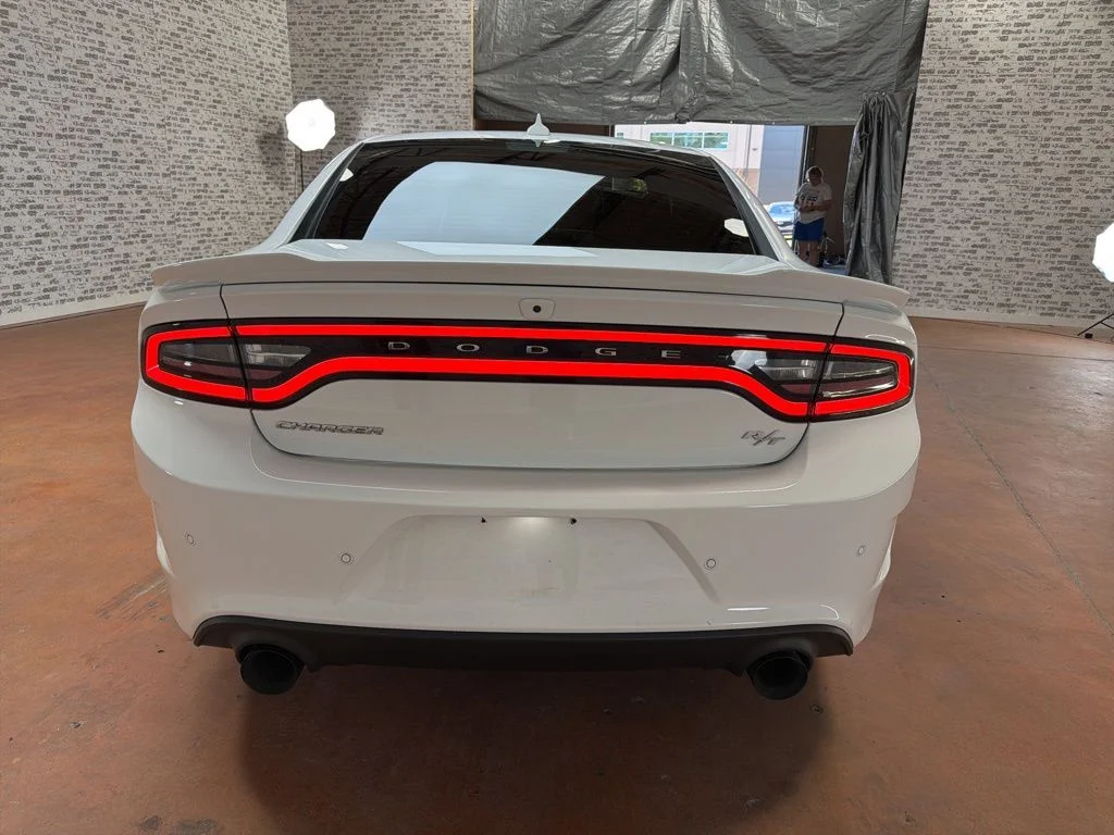 Used 2022 White Knuckle Clearcoat Dodge R/T image 6
