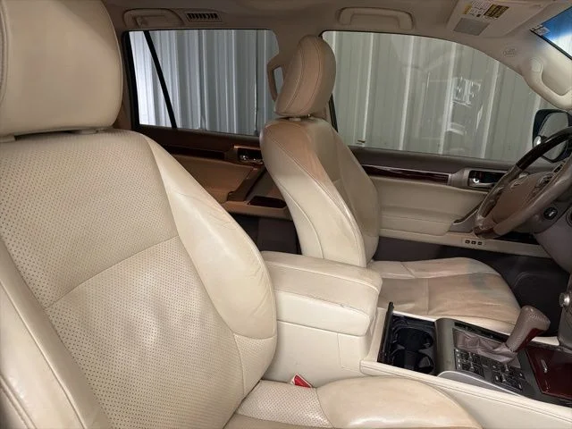 Used 2015 Starfire Pearl Lexus 460 Luxury image 24