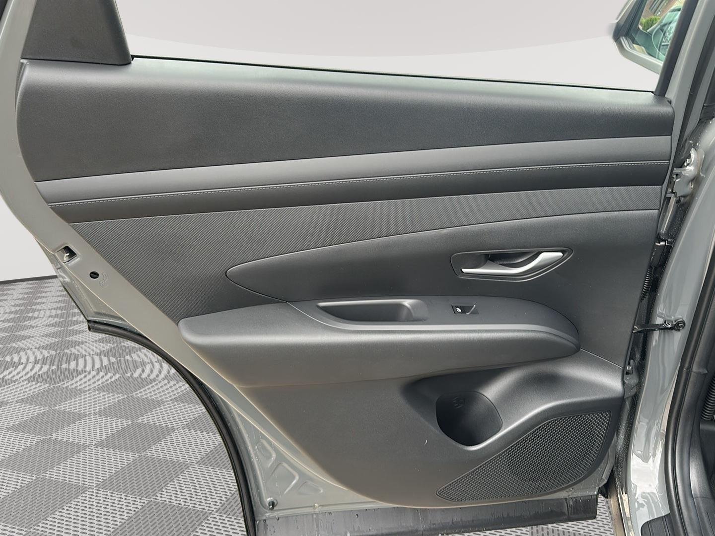 2026 Hyundai Tucson SE - Photo 24