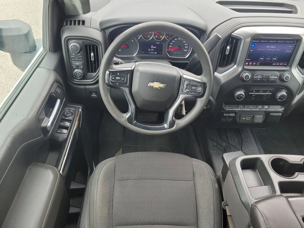 Used 2020  Chevrolet LT image 14