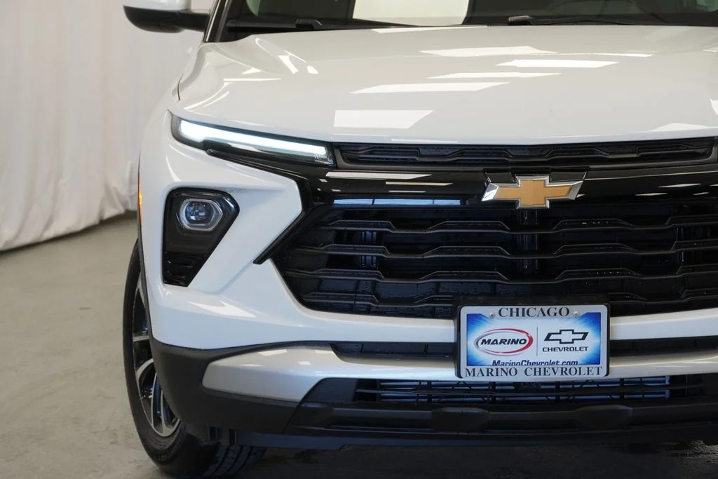 New 2026 White Chevrolet LT image 34