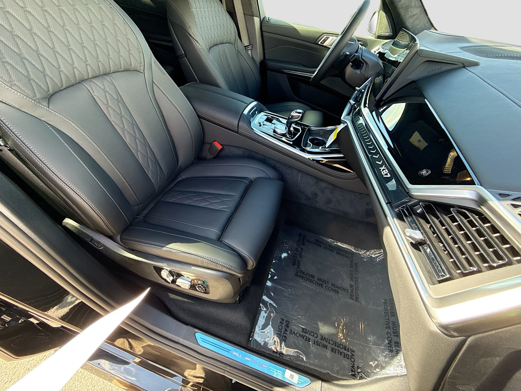 New 2026 Black Sapphire Metallic BMW ALPINA XB7 image 16